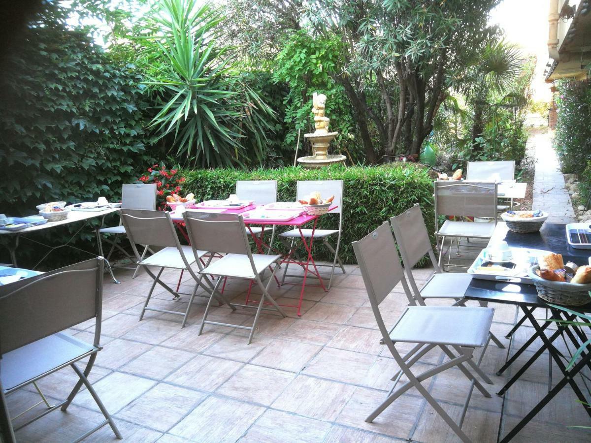 Hotel Du Tricastin Pierrelatte Exterior photo